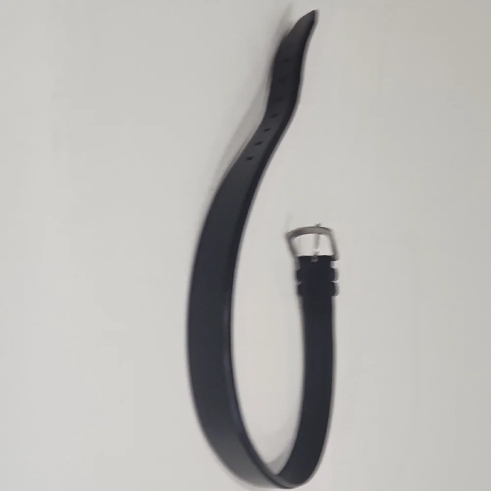 Columbia Black Leather Belt with Silver Buckle